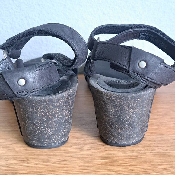 Teva Ysidro Women 9 Black Leather Wedge Sandals Adjustable Strappy 40 Cork - Picture 3 of 12